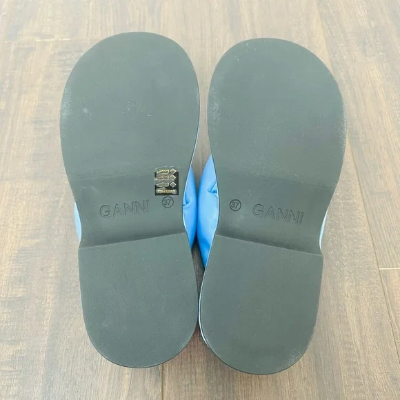 Ganni Leather Platform Thong Sandals - Picture 11 of 11